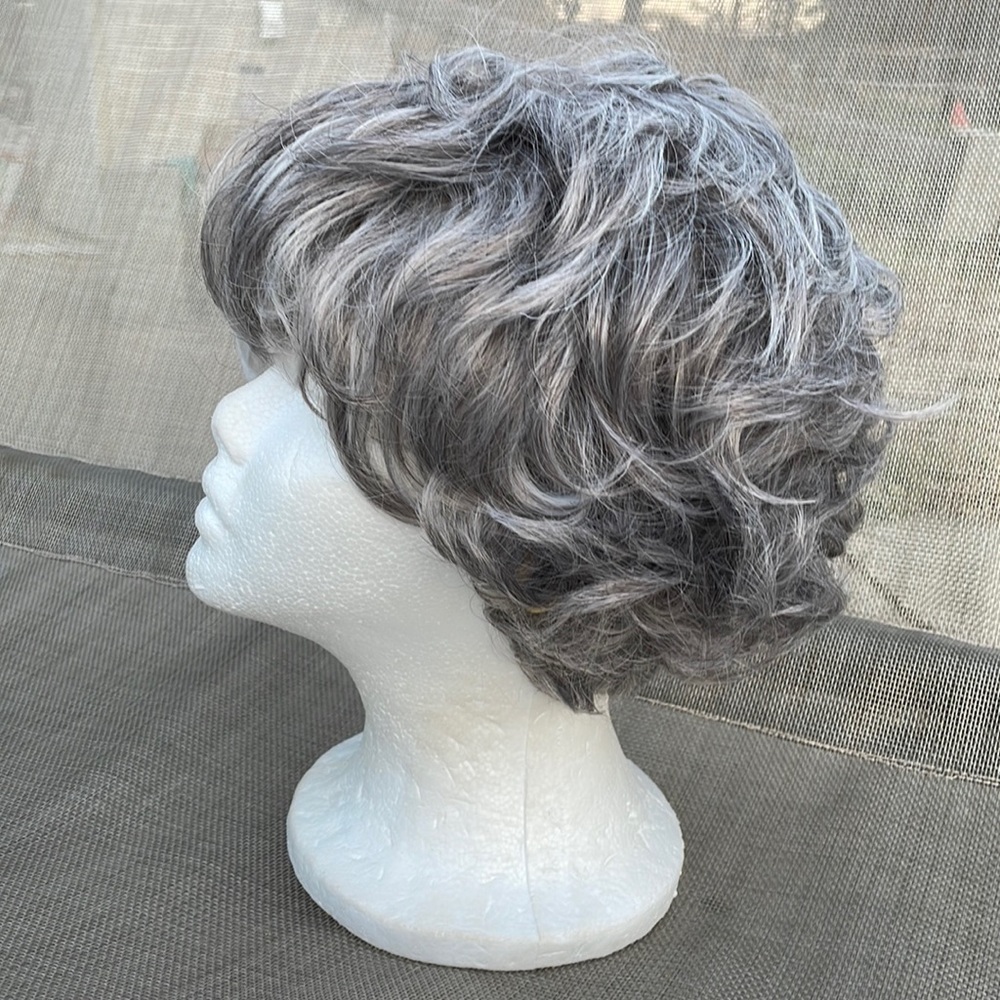 NWT men’s wig grey 8” short layers dim grey silver classy pixie wig unisex wig - Picture 6 of 16